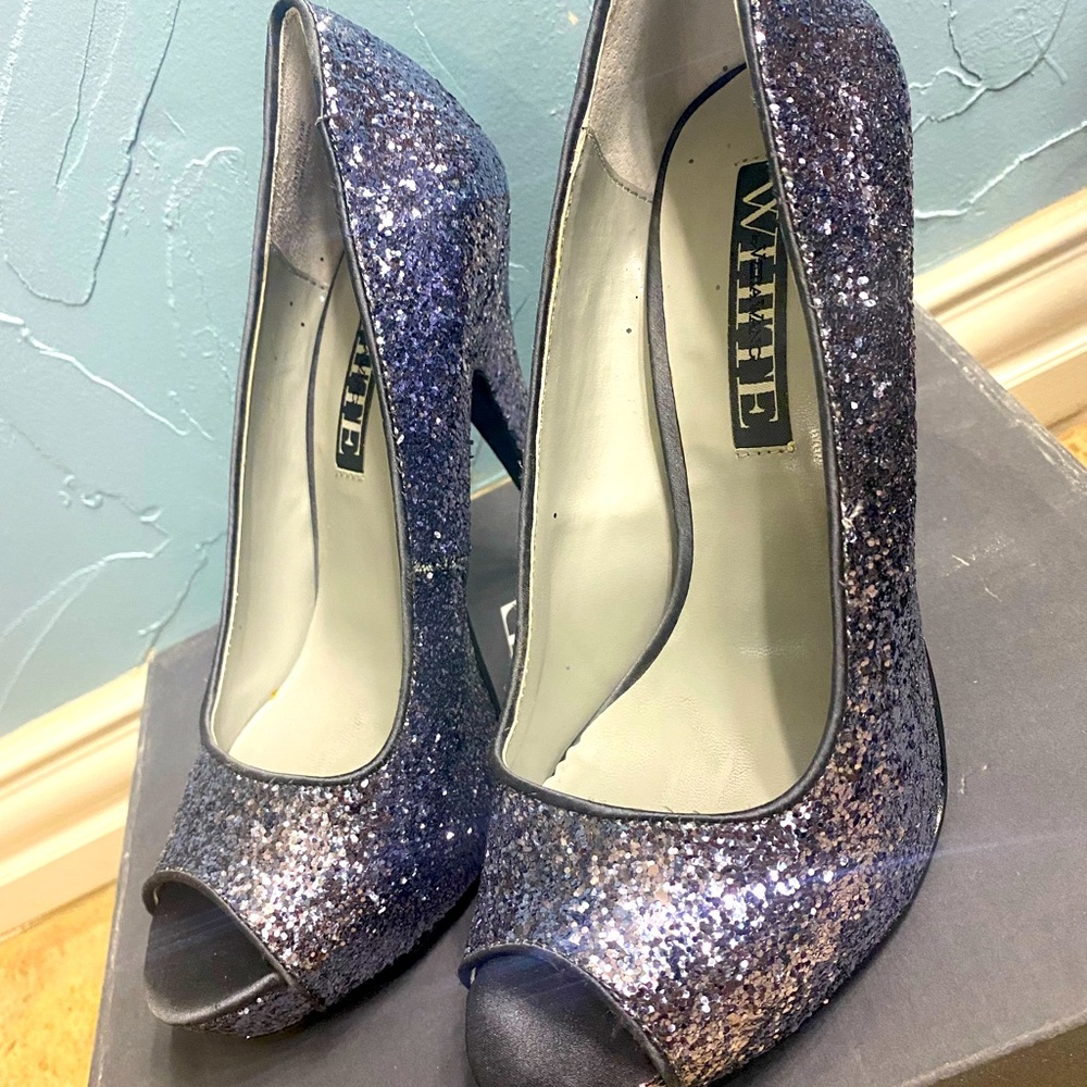 White by Vera Wang peep toe heels size 7